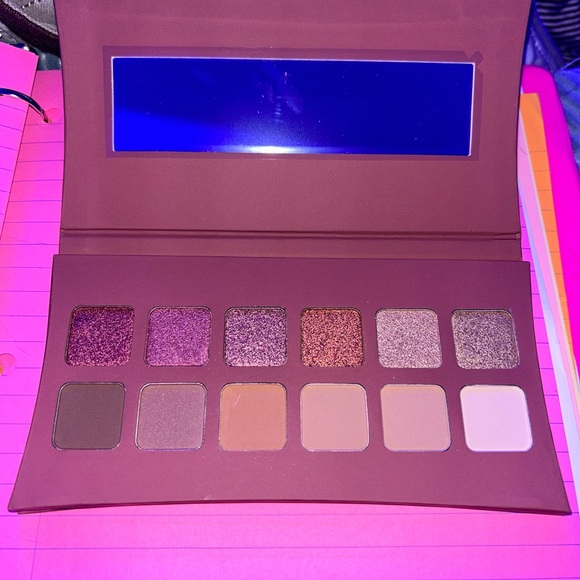 ❤️ ⭐️Illamasqua eyeshadow palette ❤️ - Picture 4 of 4